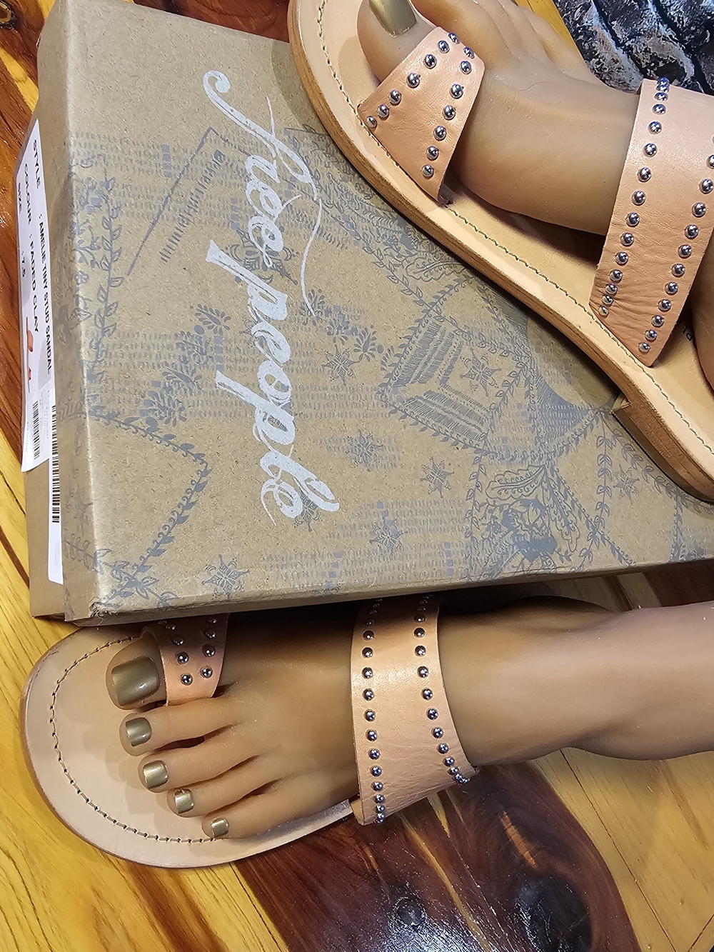 Free People Amelie Tiny Stud Sandals Faded Clay Leather Toe Ring Slides Size 7.5